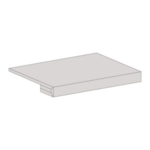 Coronacion piscina - Peldaño técnico ingletado